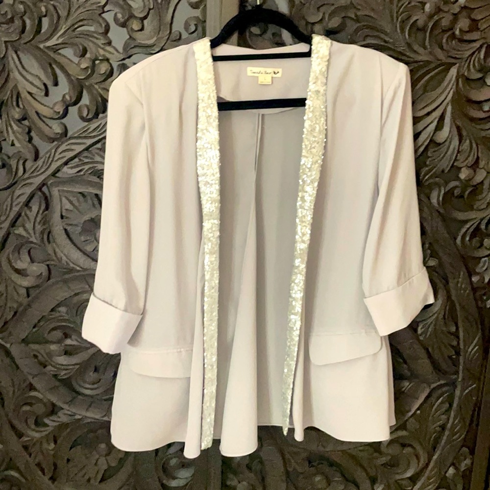 Double Zero Light Grey, Split Back Blazer Size La… - image 1